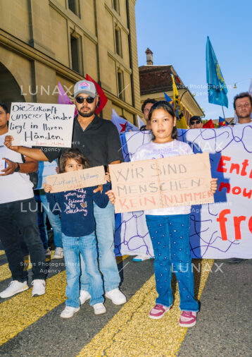 Demonstration 'Zwischen uns keine Grenzen', Bern