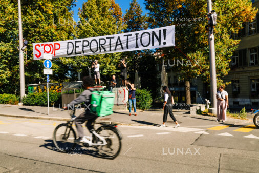 Demonstration 'Zwischen uns keine Grenzen', Bern
