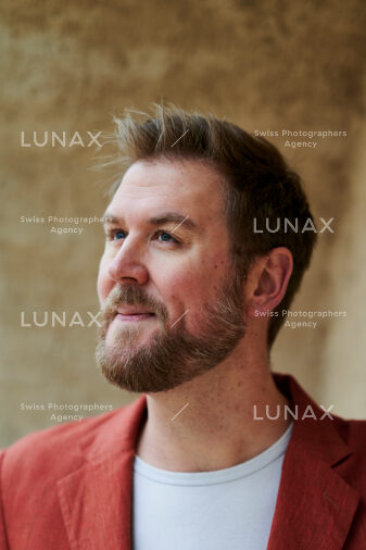 Portrait Benedikt Meyer im St. Alban-Tal